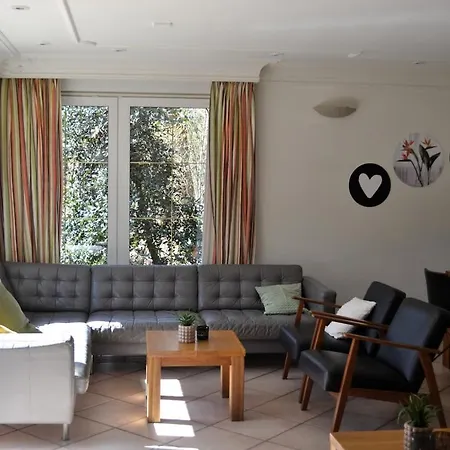 Вилла Bosvilla Op Priveterrein, Zwembad, Sauna &speeltuin, 16 Pers Veluwe *