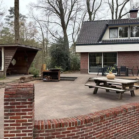 Bosvilla Op Priveterrein, Zwembad, Sauna &speeltuin, 16 Pers Veluwe Вилла Люнтерен