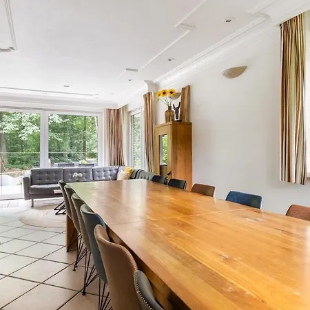 Bosvilla Op Priveterrein, Zwembad, Sauna &speeltuin, 16 Pers Veluwe * Люнтерен