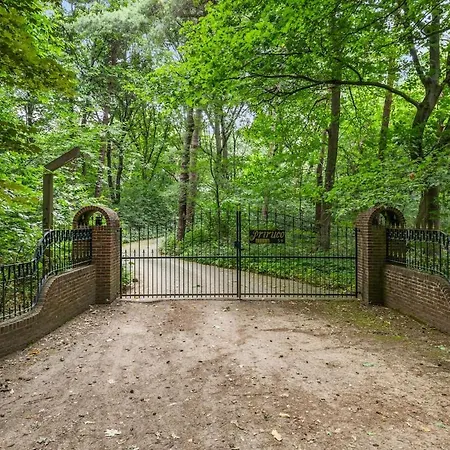 Bosvilla Op Priveterrein, Zwembad, Sauna &speeltuin, 16 Pers Veluwe Вилла Люнтерен